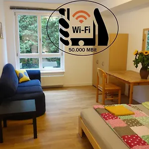 https://private-rooms-in-prenzlauerberg.find-berlin-hotels.com