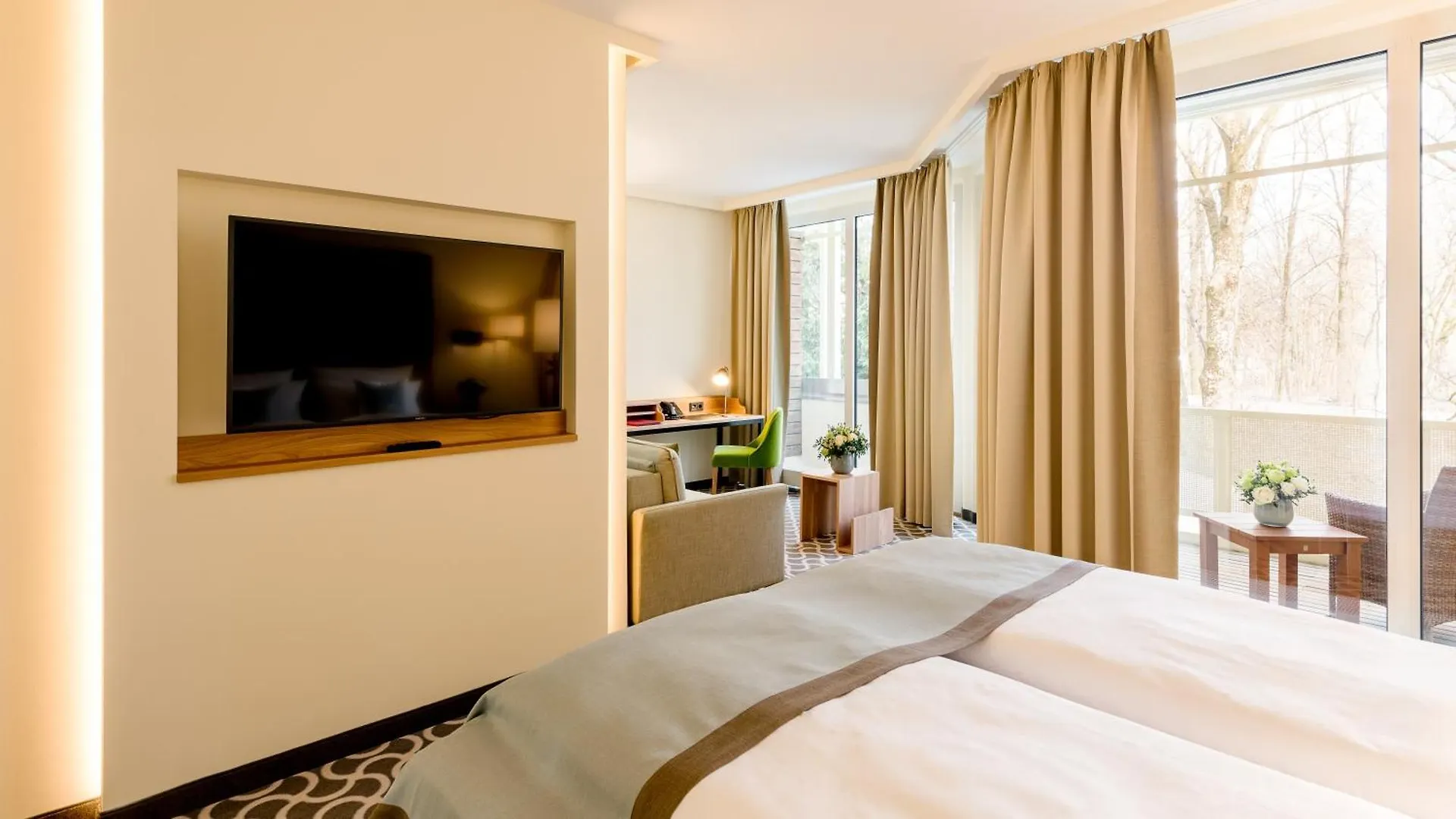 Parkhotel Rothof Munich 4*,